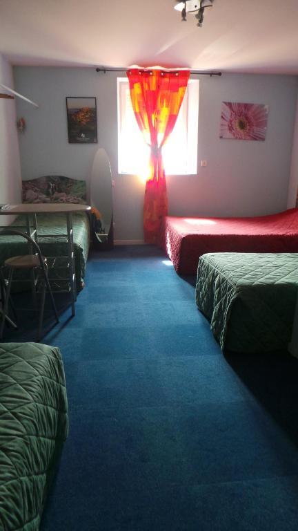 Hotel Le Gambetta Carmaux Oda fotoğraf